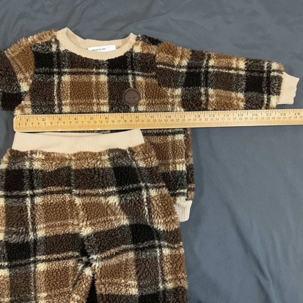 Timberland Kids 12M Brown Plaid Sherpa Fleece Sweatshirt and Pants‎ Set - Picture 7 of 7